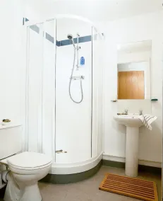 Riverwalk Accommodation - Image 5