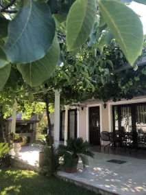 Charming 2 bed House in Kallithea - Image 2