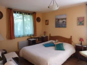 Chambre d'hotes dans mas a Marseille - Image 2