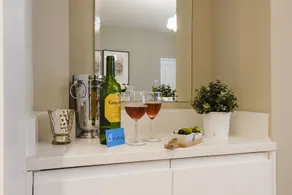 The Linden Gardens Residence - Image 5