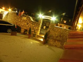 Zámecký Penzion Rotunda - Image 2