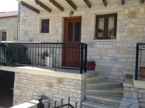 Stone House Gorianades - Image 3
