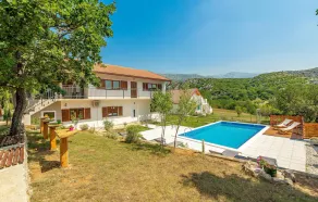 Beautiful Home in Muskovci With 3 Bedrooms, Wifi and Outdoor Swimming Pool - Image 4
