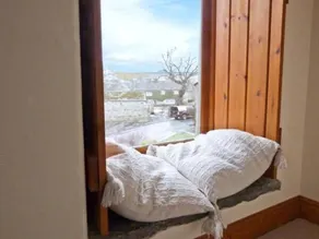 Topsy-turvy Cottage - Image 3