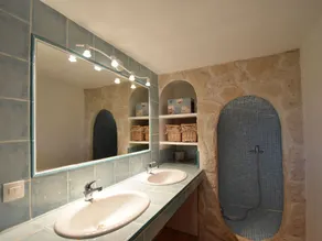 Beautiful, Modernly Decorated Provençal House Only 30 Kilometres From Cannes - Image 4