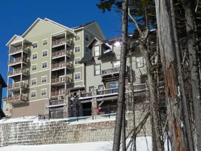 3 Br: Soaring Eagle 404 - Image 4