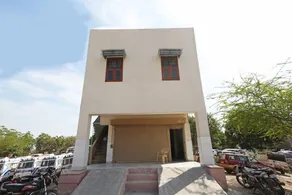 OYO 30451 Hotel Yaduvanshi - Image 3