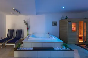 Vertical Villa: luxury, sea views & private SPA - Image 3