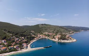 Beautiful Apartment in Prigradica With Wifi - Image 3