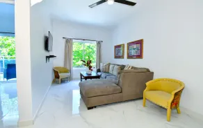 Exotic Beach Vacation Apartment with Picuzzi - Image 3