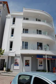 Hotel Diamond - Image 5