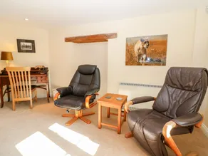 The Snug at Arlington Mill - Image 2