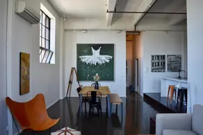 Stylish Warehouse Conversion In The Heart of Fitzroy - Image 2