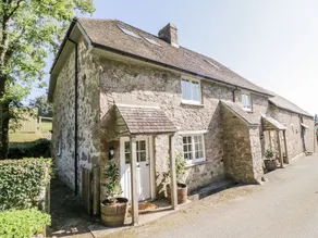 Spinsters Rock Cottage - Image 3