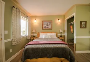 Wild Pacific Bed and Breakfast - Image 2