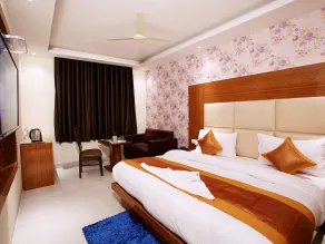 Hotel Smart Suites - Image 4