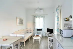 Sifanto Mare Apartments - Image 5
