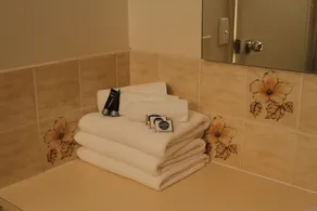 Bonnie Doon Hotel - Image 2