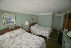 Betty Doon Hotel - Image 5