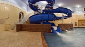 Holiday Inn Express & Suites Brookings - Image 5
