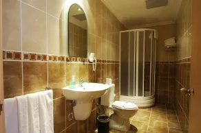 Larissa Inn - Image 5