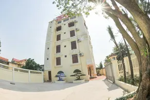 Trang An Luxury Hotel - Image 2