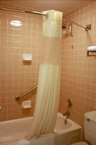 Quality Hotel Ponca City - Image 1