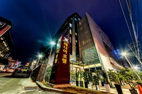 Xenia hotel - Image 5