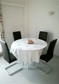 Apartment With 2 Bedrooms in Denia, With Pool Access, Enclosed Garden - Image 4