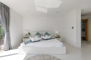 Chaweng Noi Luxury Morden Style 4-BR Dream Villa - Image 3