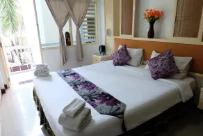 Babylon Palace Hotel Bangkok - Image 3