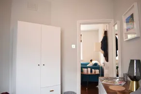 1 Bedroom Flat near Elephant and Castle - Image 4