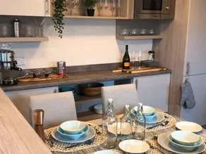 Simplistic Holiday Home in Selsey Near West Sand Fun Fair - Image 3