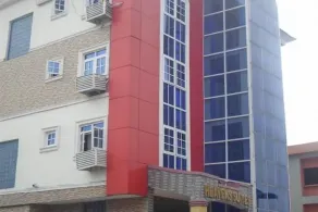 De Heavens Royale Hotel And Towers - Image 3