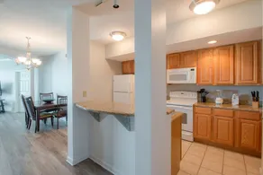 Legacy Ii 604 Apartment - Image 5
