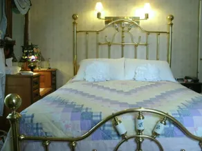Nichols Guest House B & B - Image 2