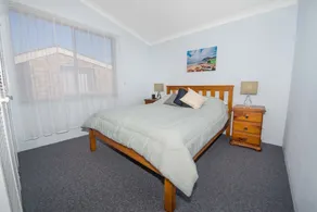The Pines 8 - Shoal Bay - Image 4