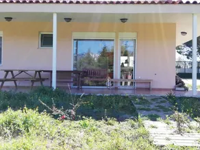 Antonia's New House with Amazing Garden - Image 3