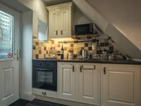 Owl Cottage - Image 3