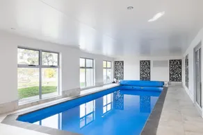 Paradise Point - Entire home in Clarence Point, Tasmania Australia, 10 guests 7 bedrooms 7 beds 3 baths - Image 3