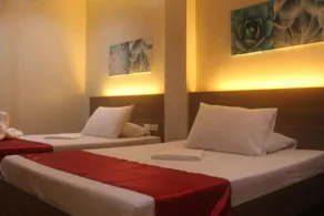 Gran Prix Hotel Pasay - Image 2
