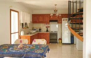 Nice Apartment in Korfos, Korinthos With 3 Bedrooms and Wifi - Image 4