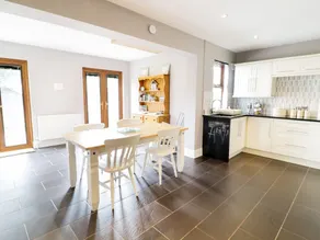 1 Hen Bont Road - Image 5