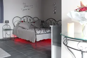 Au Plaisir Des Sens - Image 3