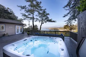 @ Marbella Lane Pedro Point Beach House with Hot Tub - Image 2