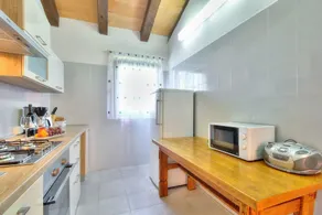 House Flora - Image 5
