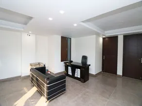 Rvid Suites By OYO Rooms - Image 2