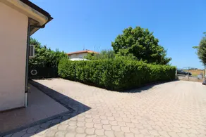 Villa With 2 Bedrooms in Grosseto, With Enclosed Garden - 15 km From the Beach - Image 4