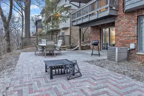 Amazing Hideaway - Short Walk To Hoyt Park! 3 Bedroom Townhouse by Redawning - Image 3