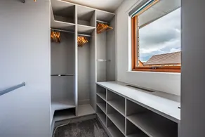 Juda House - Image 2